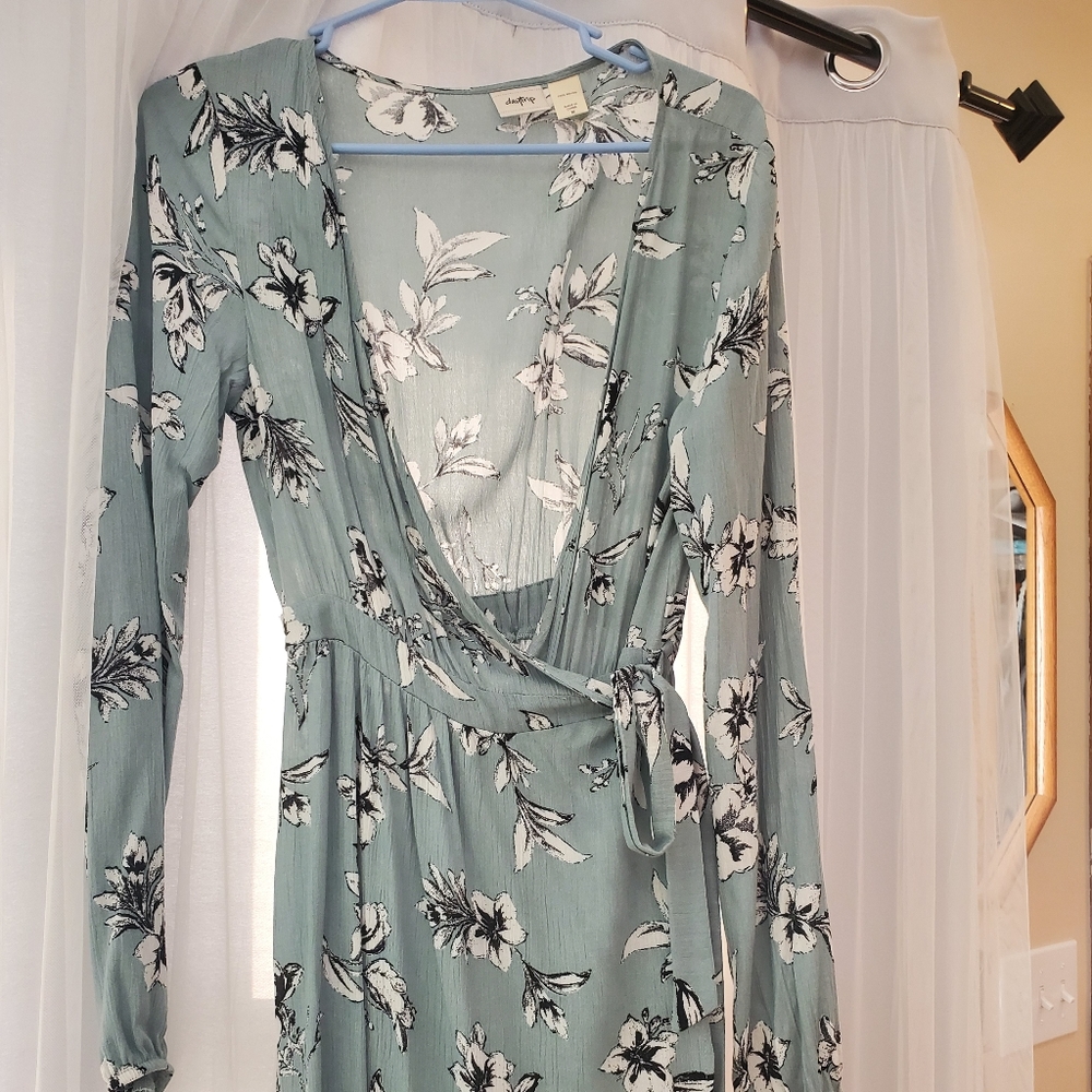 Daytrip wrap dress/kimono